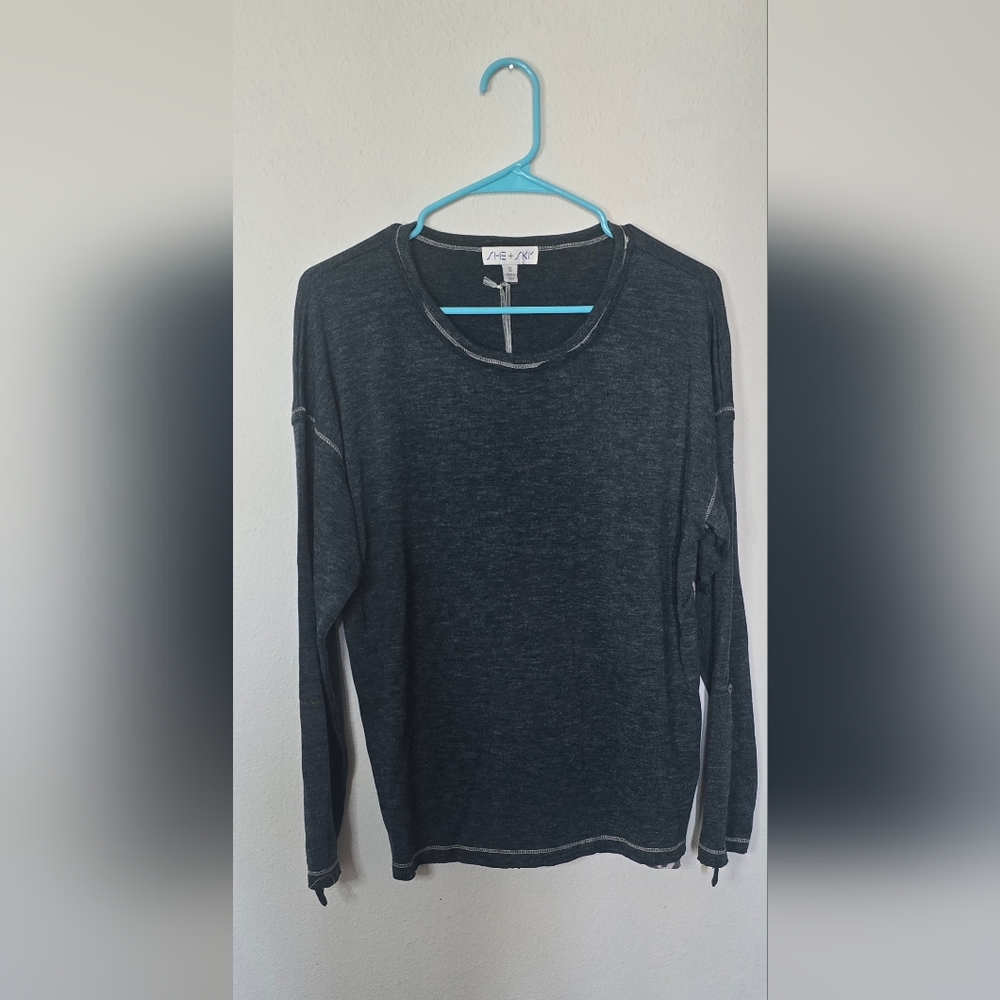 She + Sky Leopard Print Colorblock Casual Long Sleeve Top Size Small